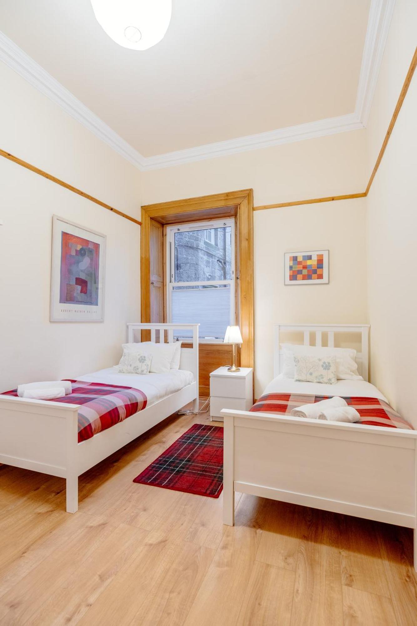 Beautiful Spacious Ground Floor Newington Flat Édimbourg Extérieur photo