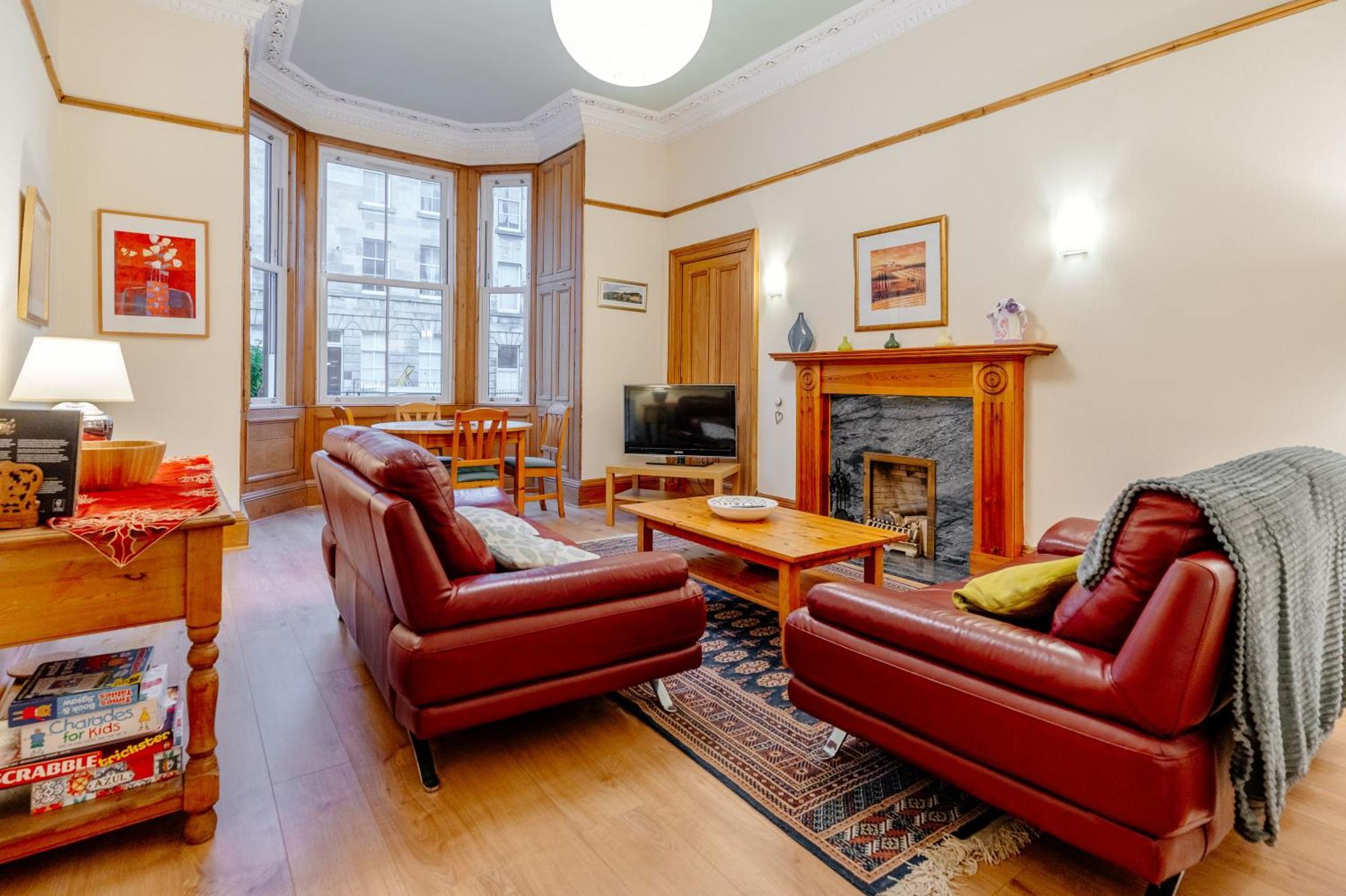 Beautiful Spacious Ground Floor Newington Flat Édimbourg Extérieur photo